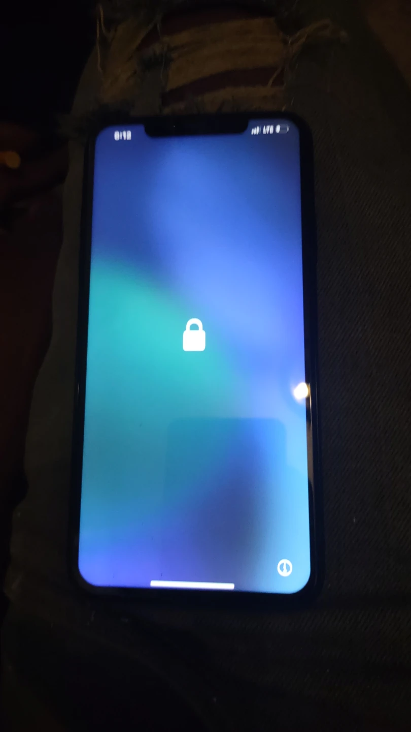 Apple iPhone 11 Pro Max (Damaged) - photo 2