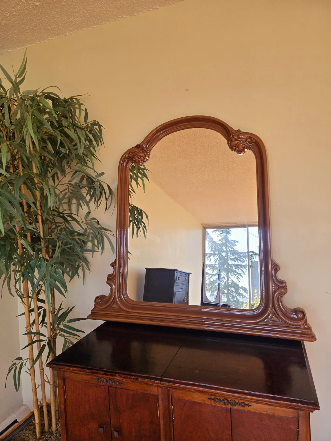 Large Wall Mirror Or Dresser Mirror (Delivery Available) - photo 3