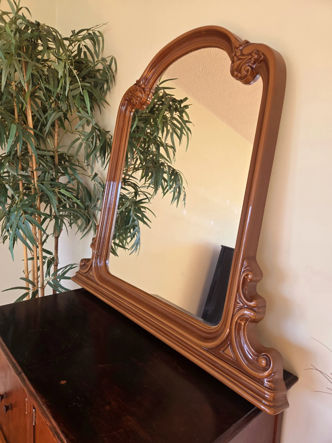 Large Wall Mirror Or Dresser Mirror (Delivery Available) - photo 4