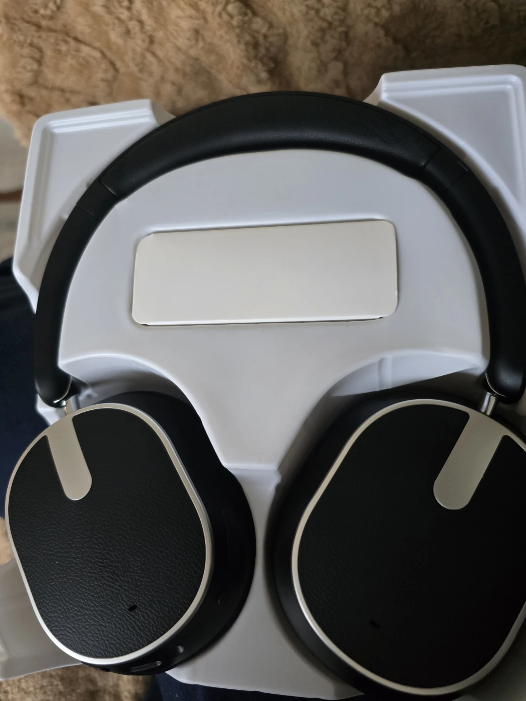 H2 Extra Bass Over-Ear Wireless Headphones - photo 2