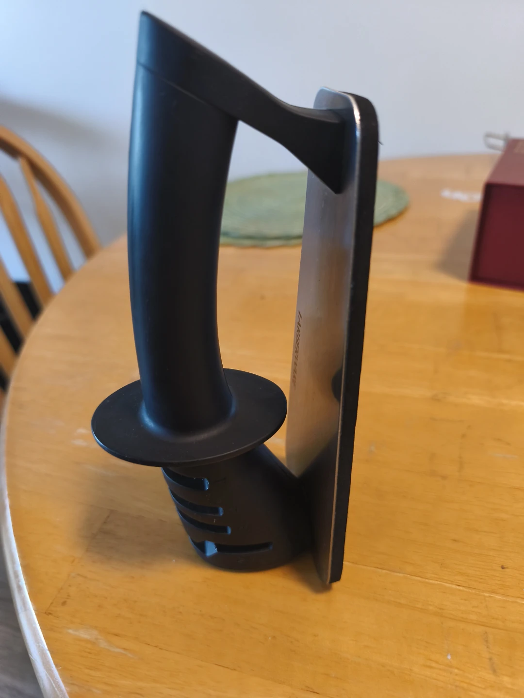 Farberware Knife and Scissors sharpener - photo 4
