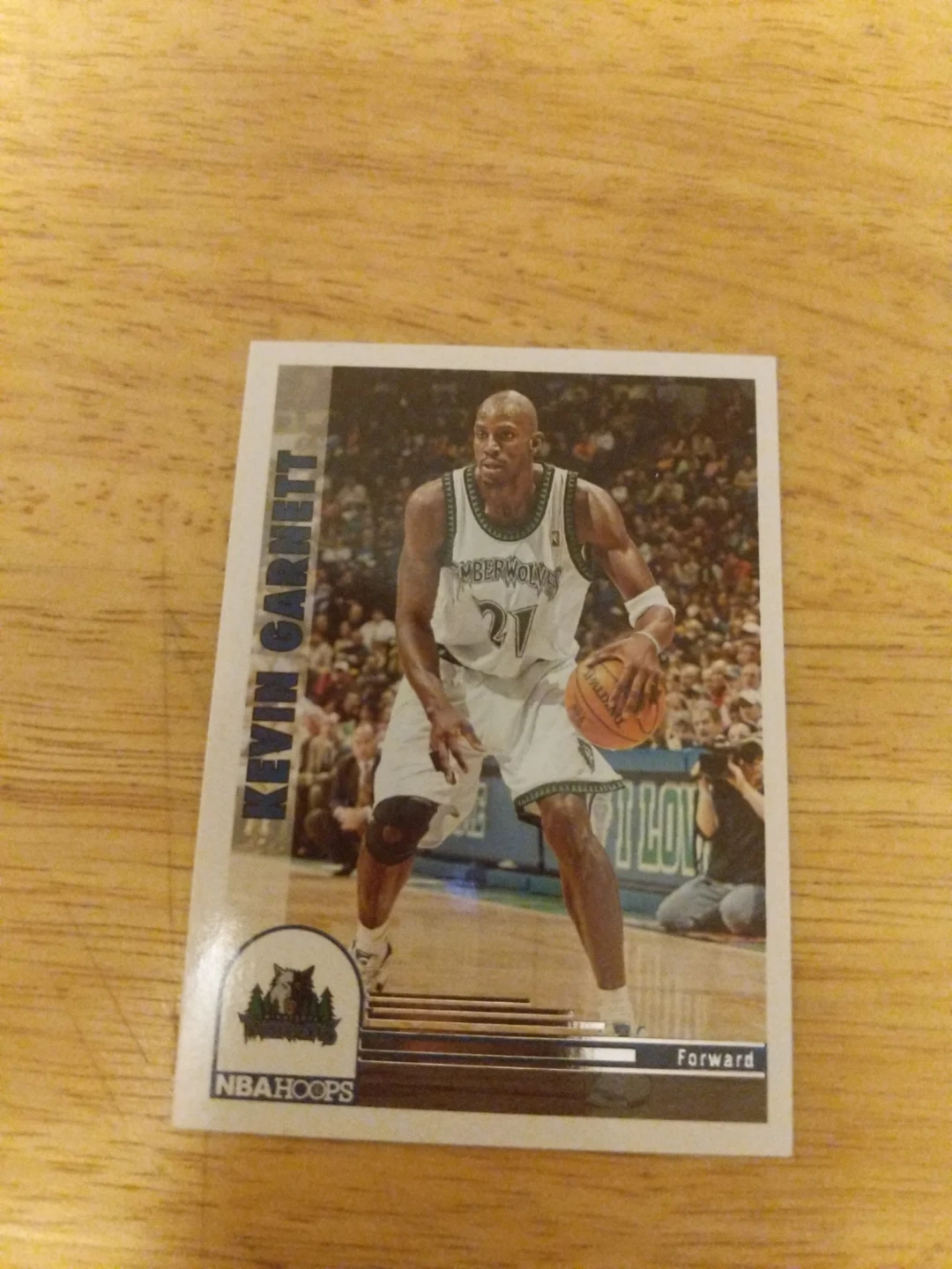 Kevin Garnett 2000-01 Fleer E-X Essential 15 Card