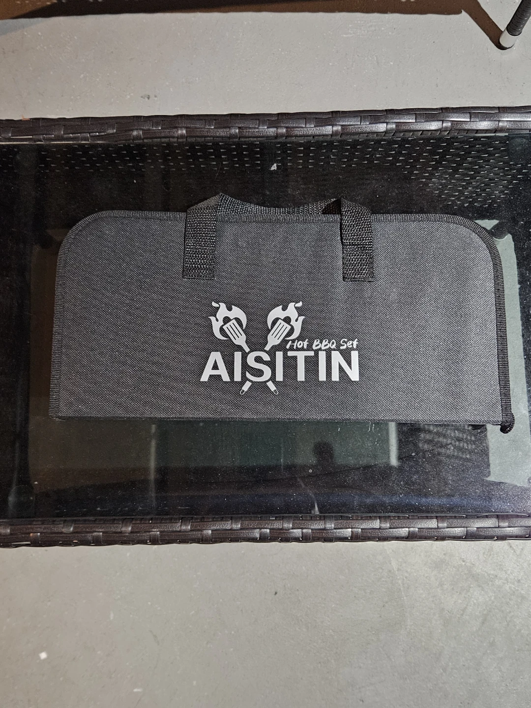 AISITIN Hot BBQ Set with Carrying Case