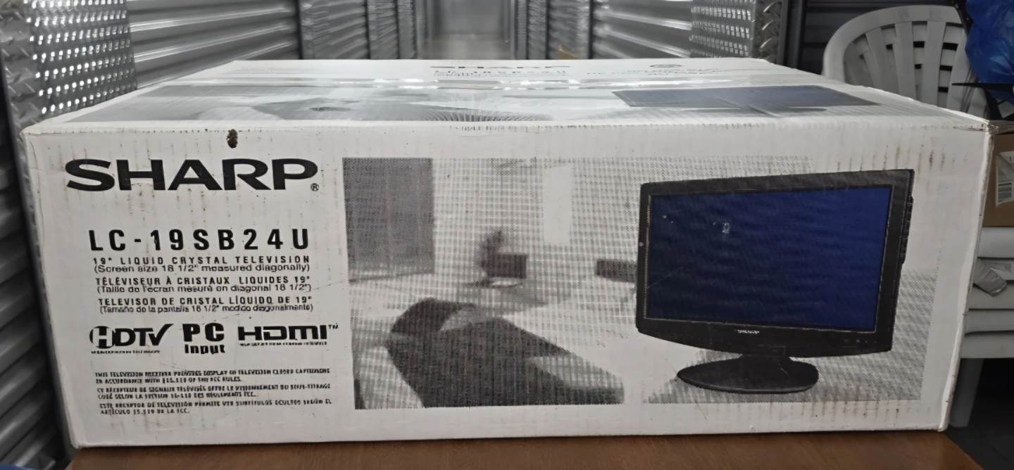 Sharp LC-19SB24U 19" LCD HDTV PC HDMI Input Television