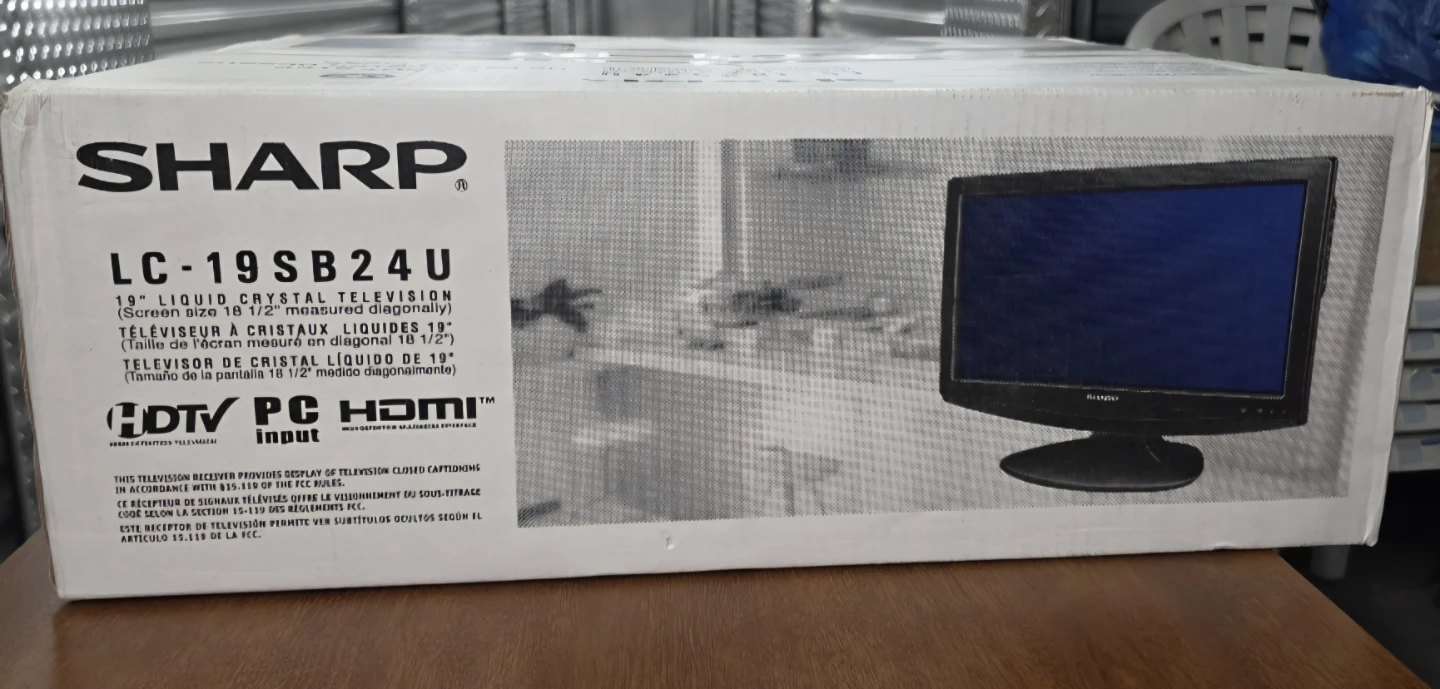 Sharp LC-19SB24U 19" LCD HDTV PC HDMI Input Television - photo 3
