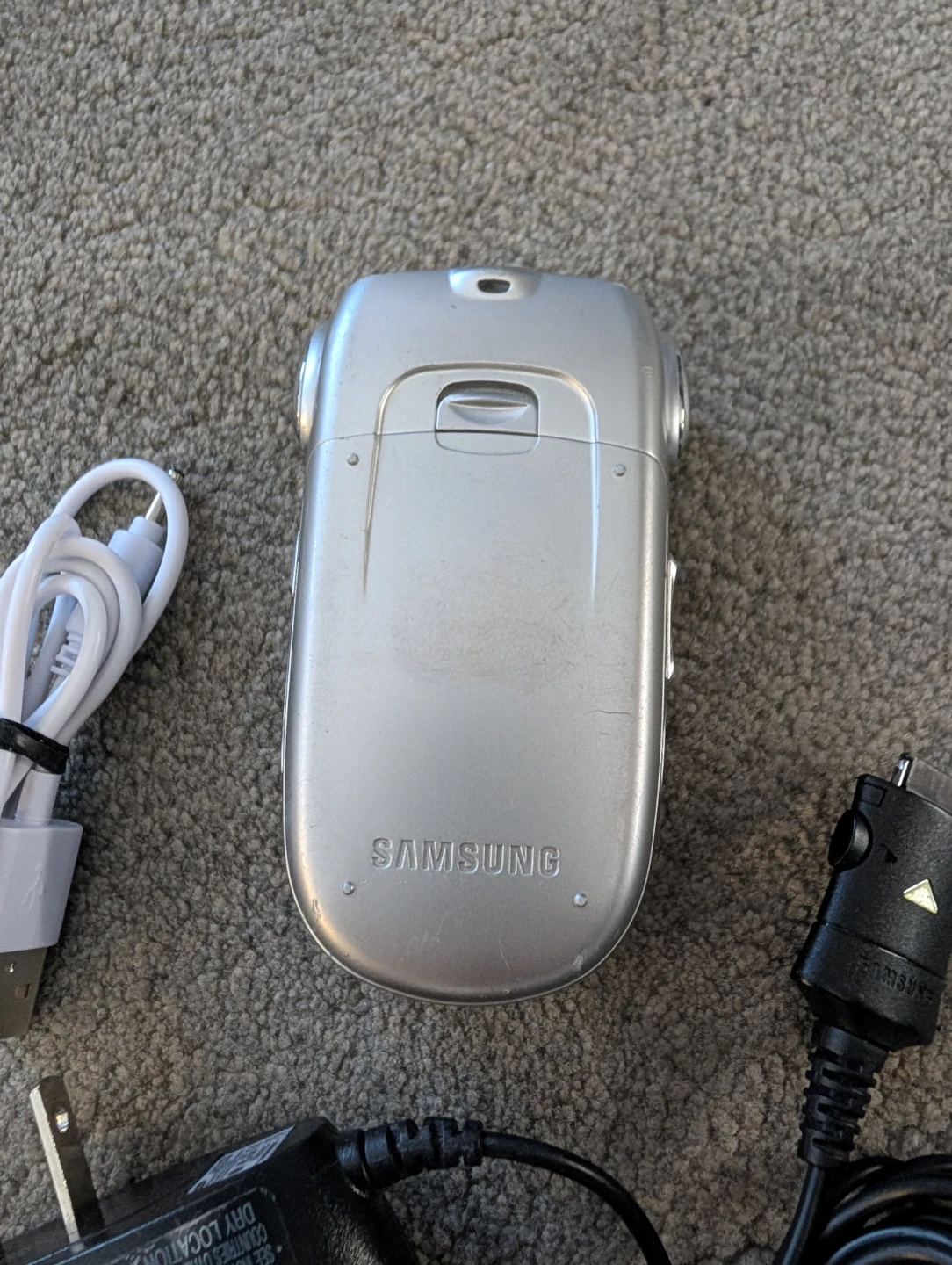 VGUC - Vintage Retro Classic Bell Samsung Flip Phone - photo 5