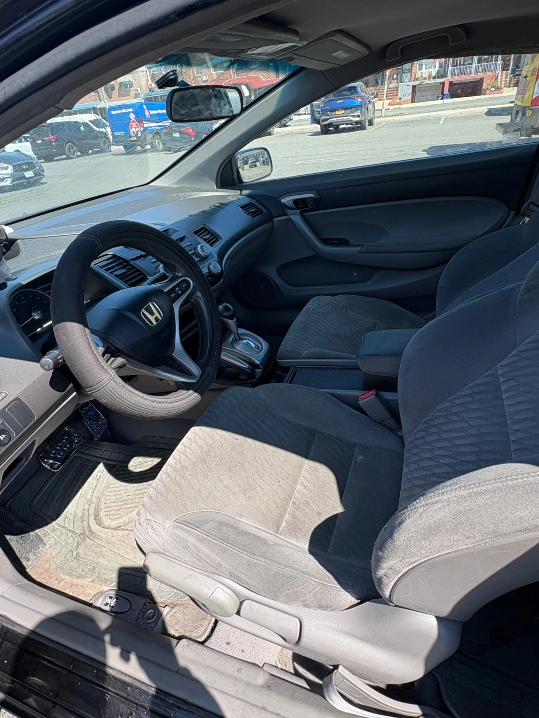 2010Honda Civic Coupe - photo 2