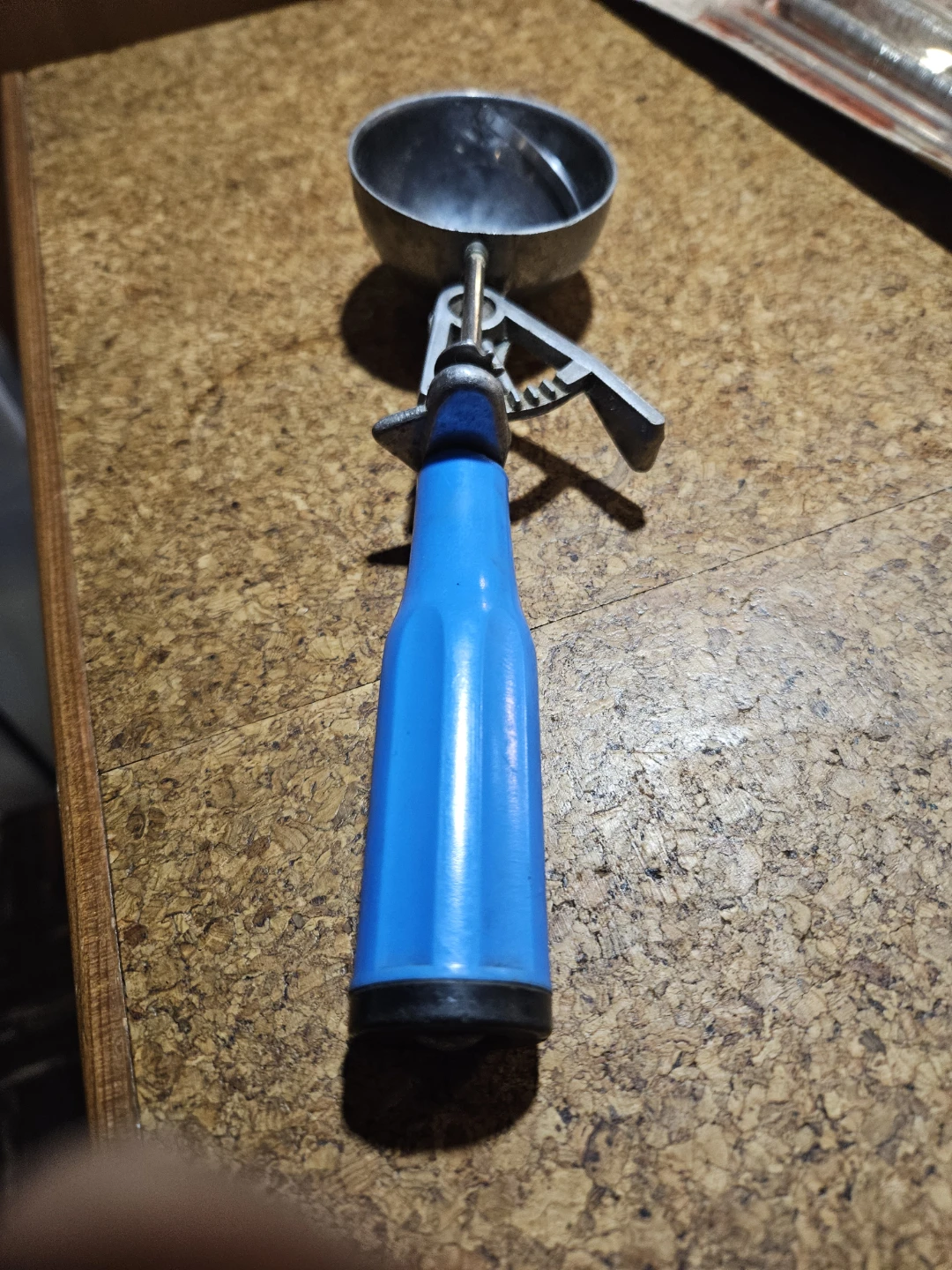 Vintage Blue Handle Ice Cream Scoop - photo 2