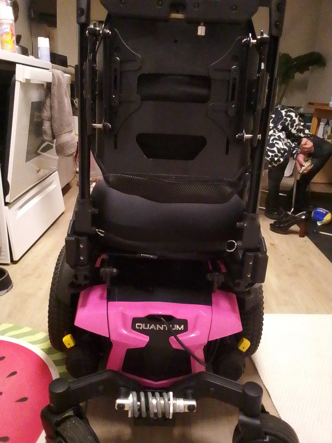 Quantum Power Wheelchair - Pink - photo 5