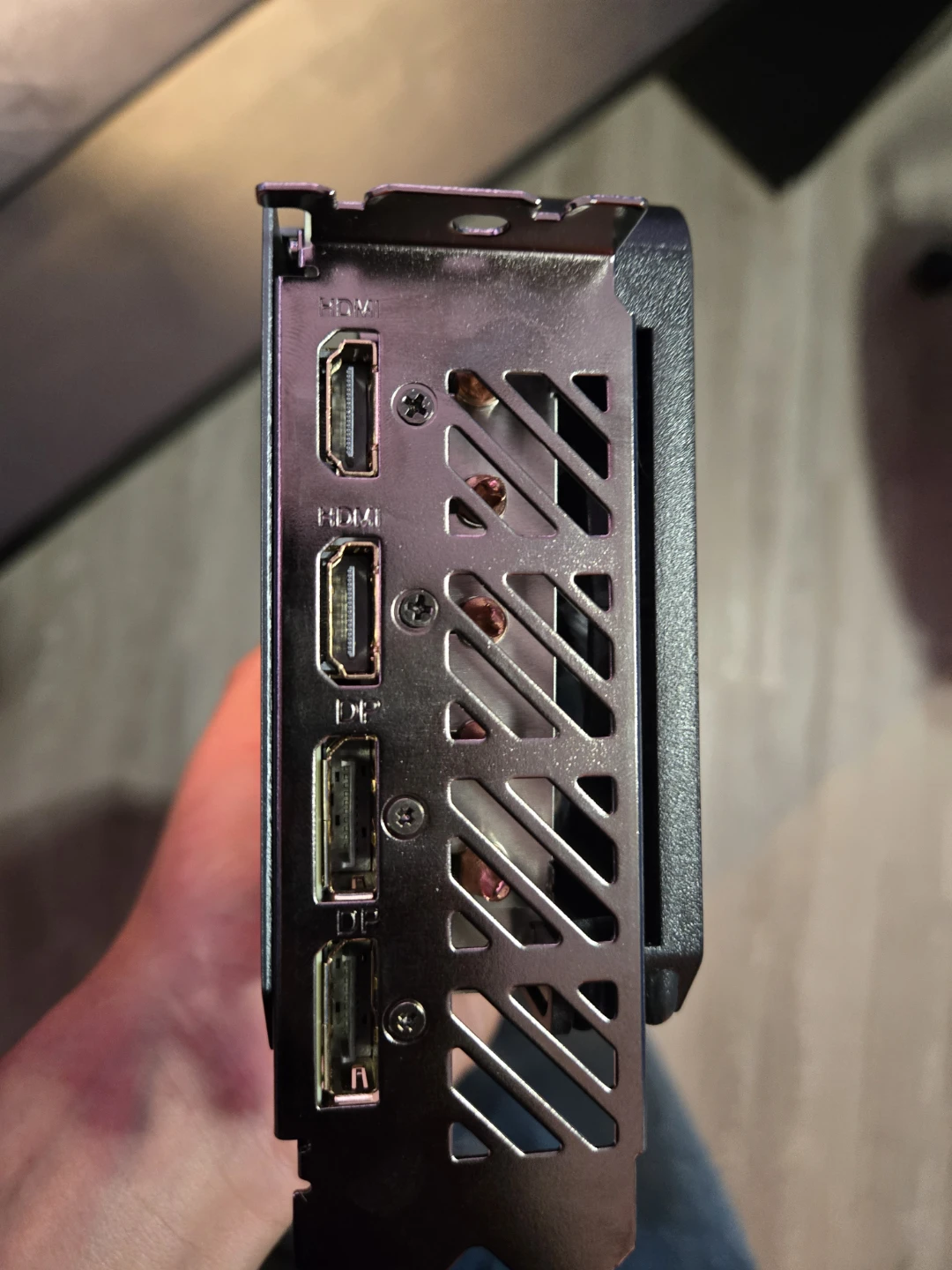 GIGABYTE Radeon 7600XT 16gb vram GPU - photo 3