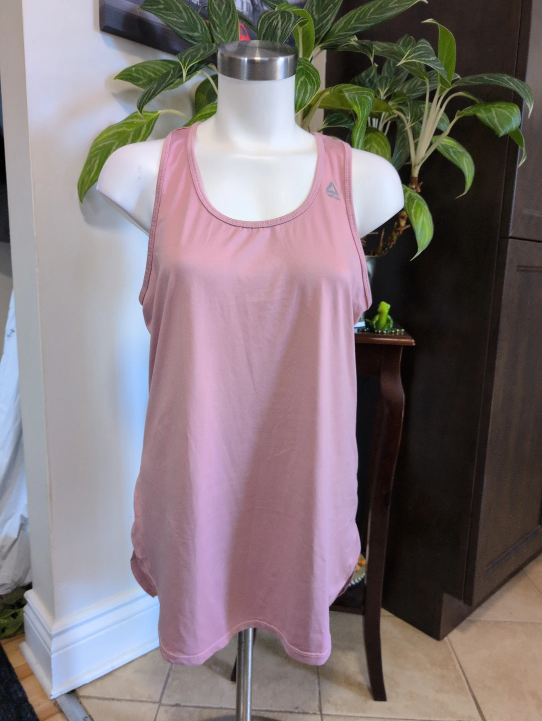 Reebok Pink Racerback Tank Top - Size L