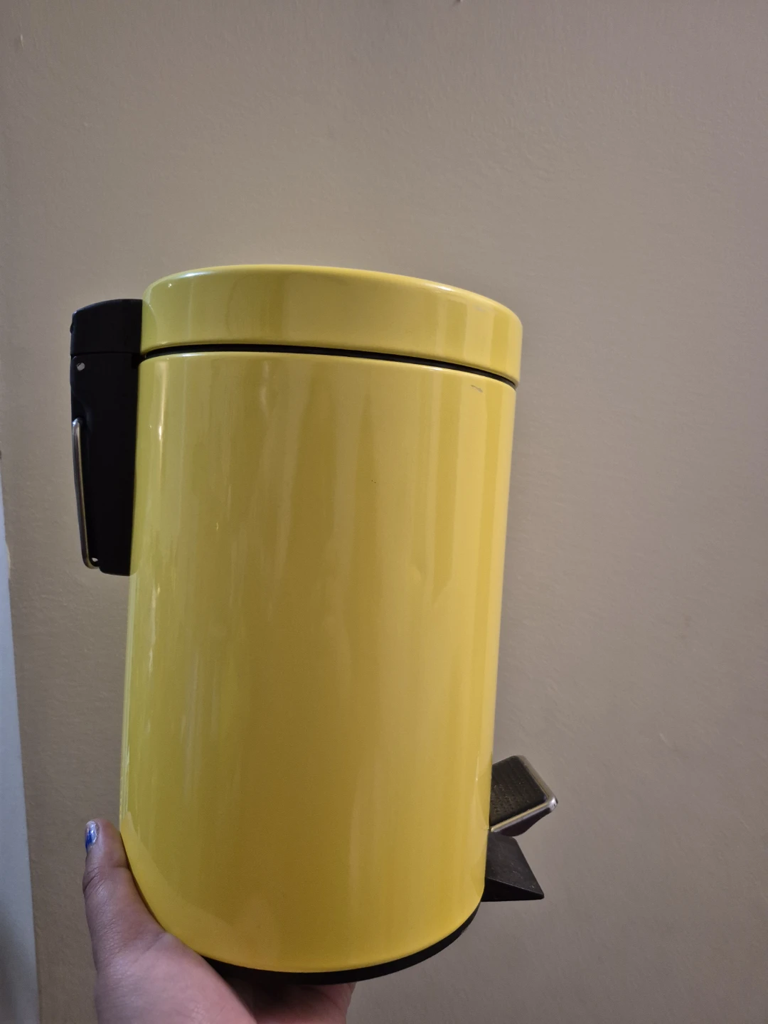Yellow Step Trash Can - photo 2
