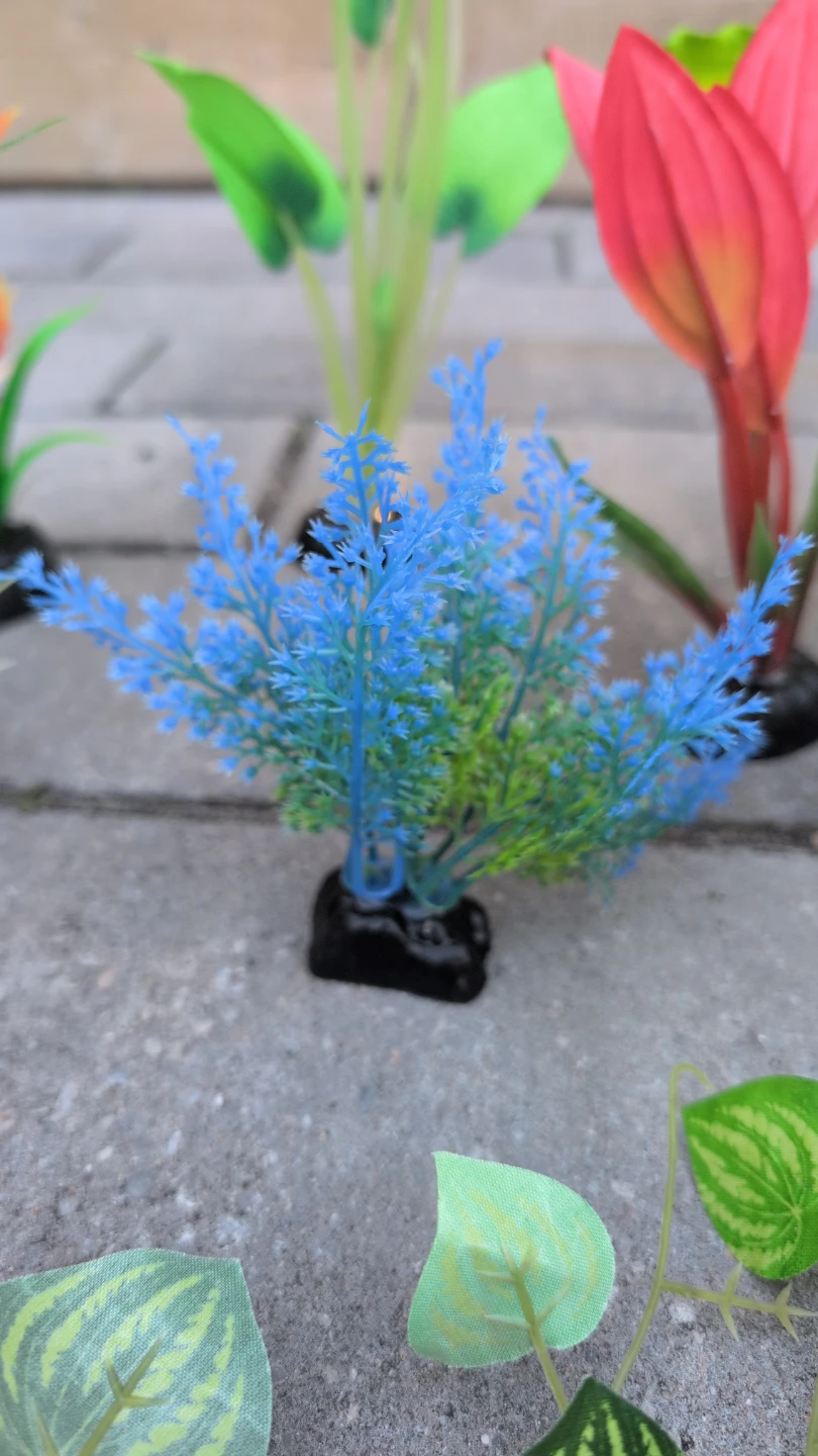 Assorted Artificial Aquarium Plants - photo 4