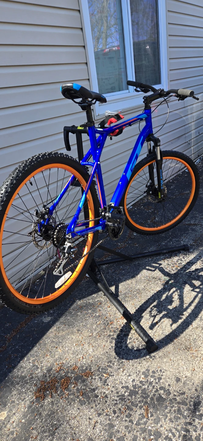 GT 6061 Aluminum Mountain Bike - photo 4