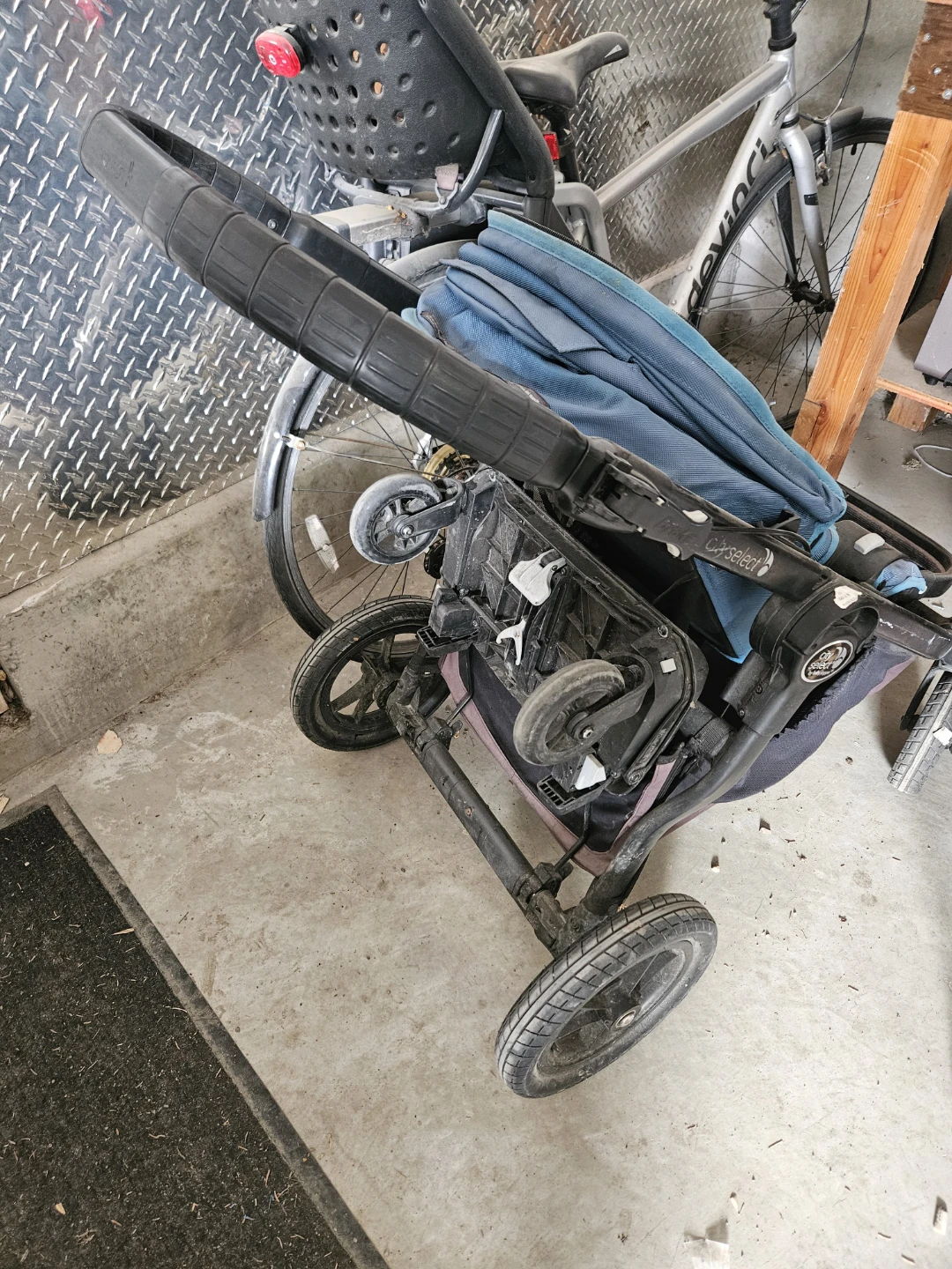 Baby Jogger City Select Stroller - photo 2