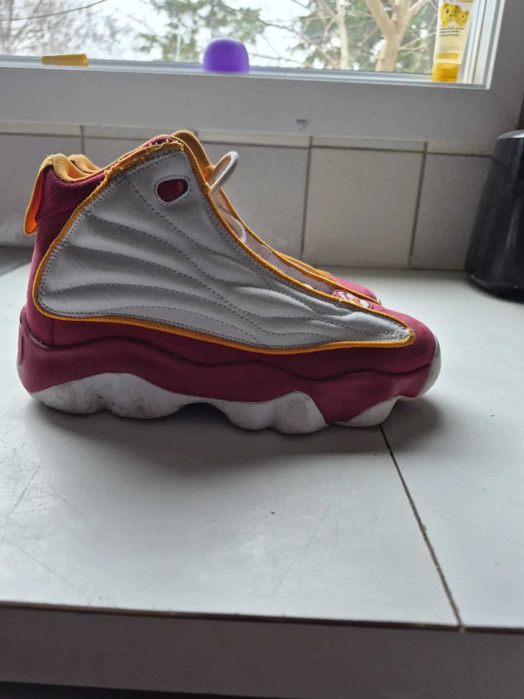 Kids shoes size 4Y - photo 3