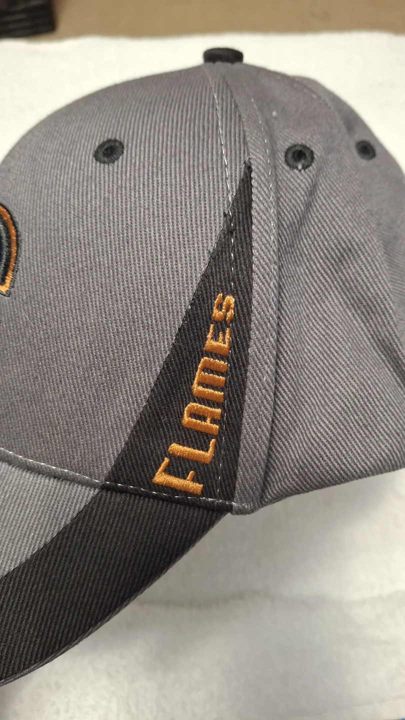Calgary Flames "C" Logo Baseball Cap - photo 2