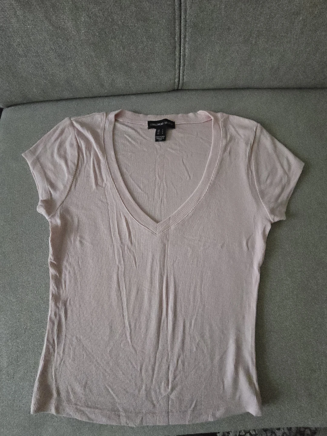 Streetwear Society Pink Ribbed V-Neck T-Shirt Size L