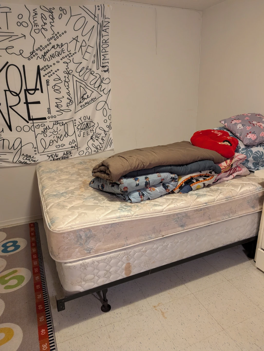 Standard Queen bed room set - photo 4