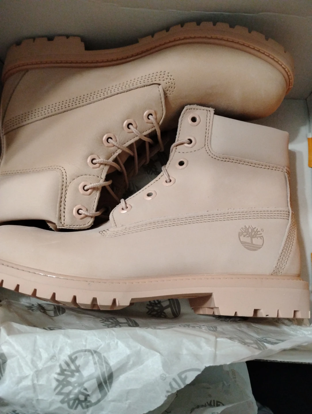 Timberland Premium Waterproof Lace Up Boots - Women's Size 9