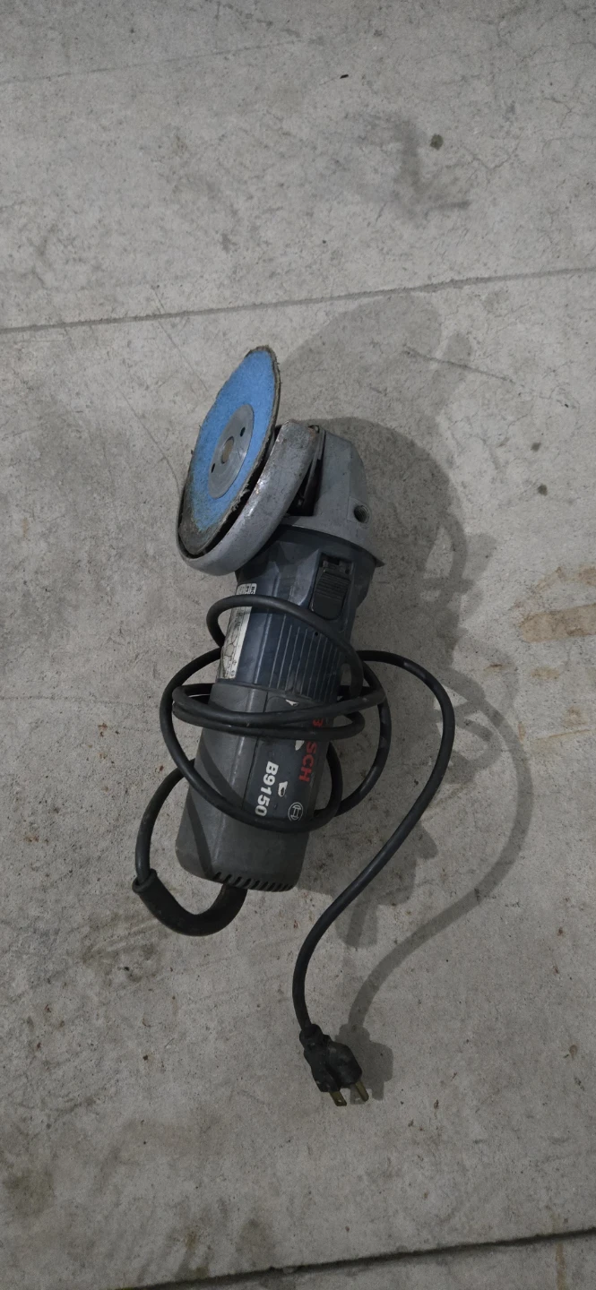 Bosch Angle Grinder B9150