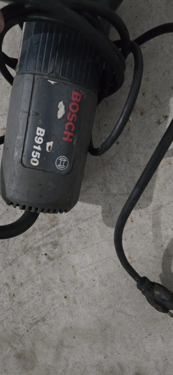 Bosch Angle Grinder B9150 - photo 2