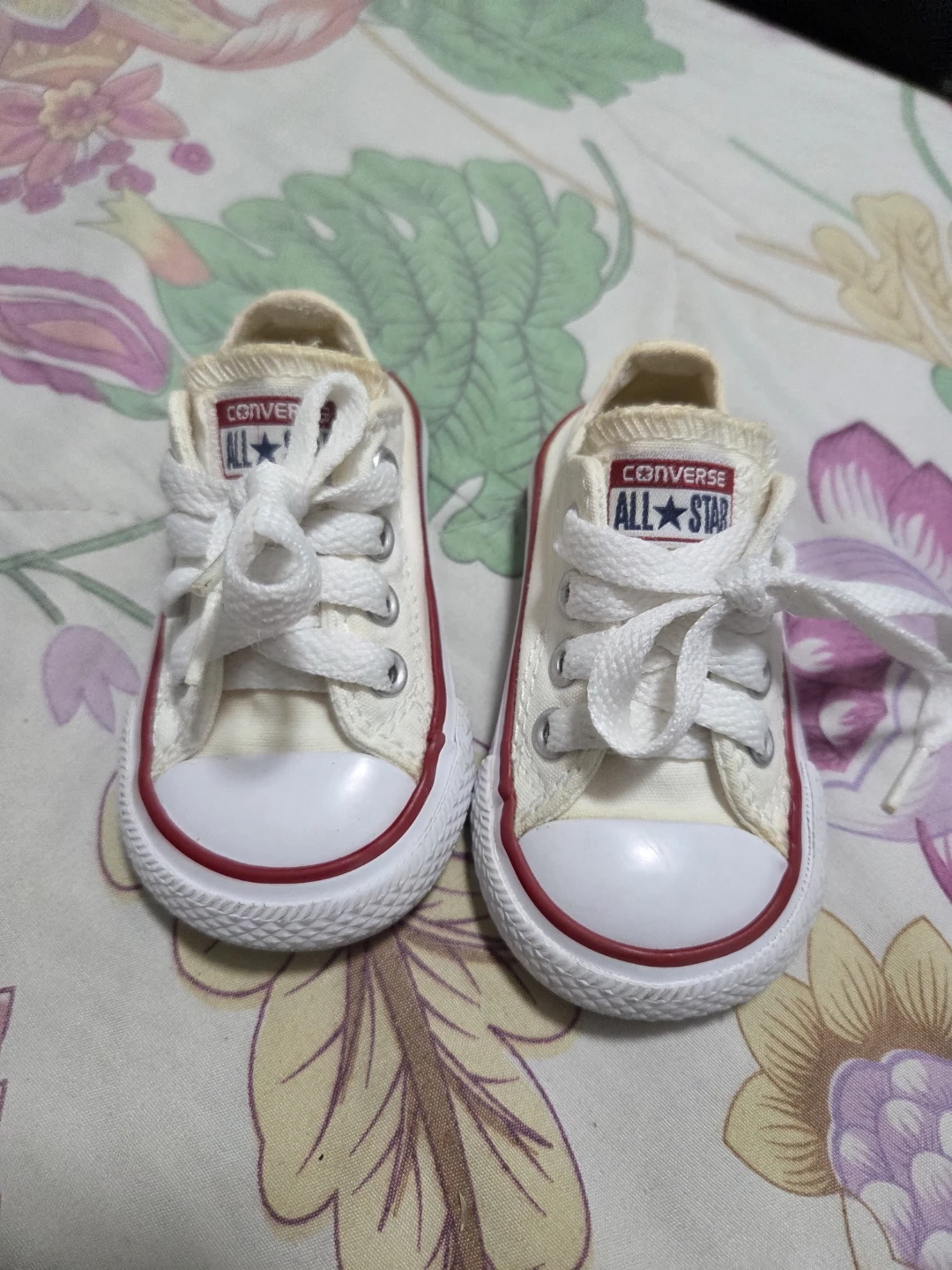 Converse All Star Infant Sneakers White Red Trim Size 3 Toddler