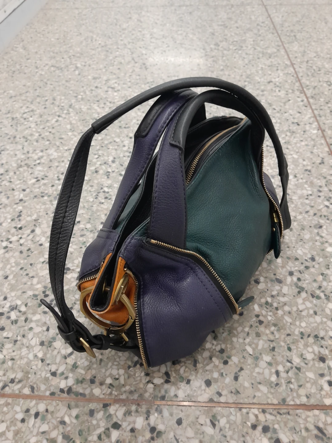 Colourblock Leather Shoulder Bag Original Oryany - photo 2
