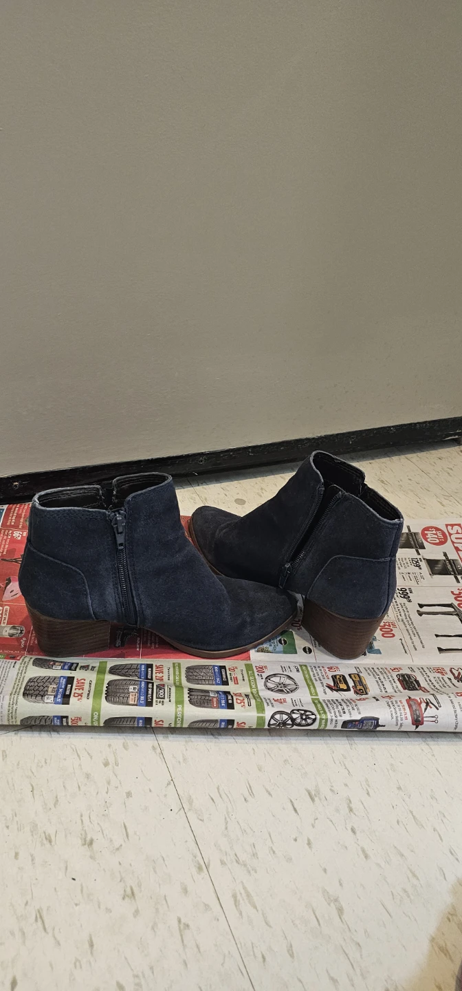 ALDO Women's Blue Suede Ankle Boots - photo 3