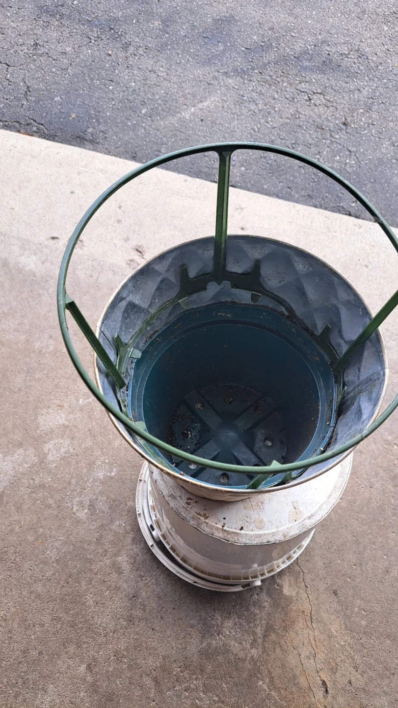 Metal Plant pot - photo 5