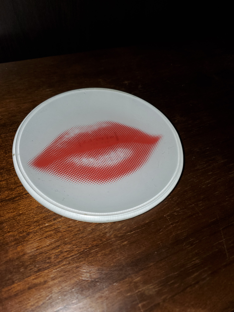 Old Navy Supply Co. "Kiss" Glass dish
