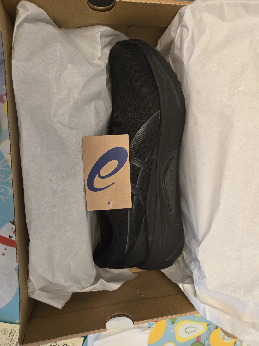 BNIB Asics Gel Kayano 30 - size 11.5 4E, triple black colour - photo 3