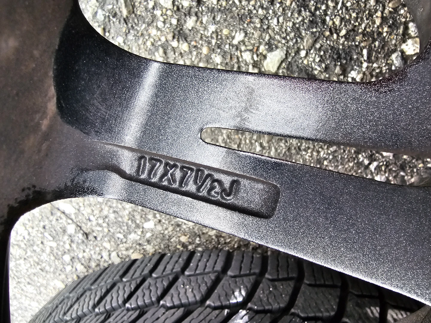 TOYOTA CAMRY, LEXUS IS/ES WINTER PACKAGE 215/55 R17 - photo 5