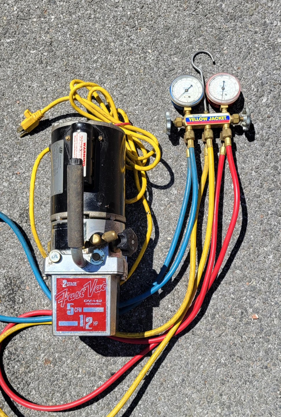 Fast Vac DV-142 2-Stage Vacuum Pump 1/2 HP 5 CFM + gauges