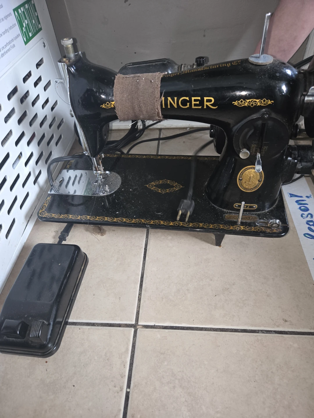Vintage Singer Sewing Machine