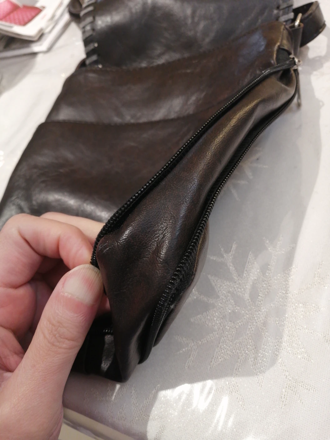 🌱 Brown Leather Crossbody Bag - photo 5