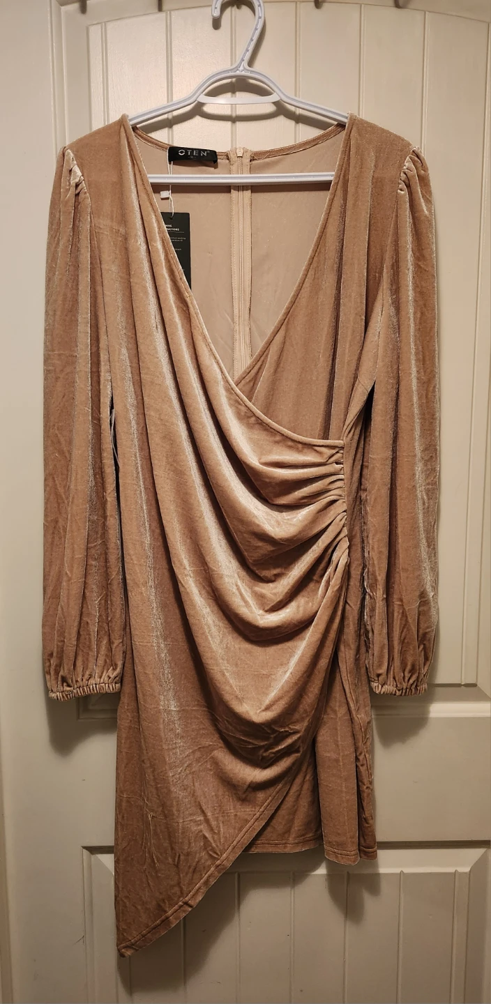 OTEN Velvet Ruched Wrap Dress - Rose Gold XL