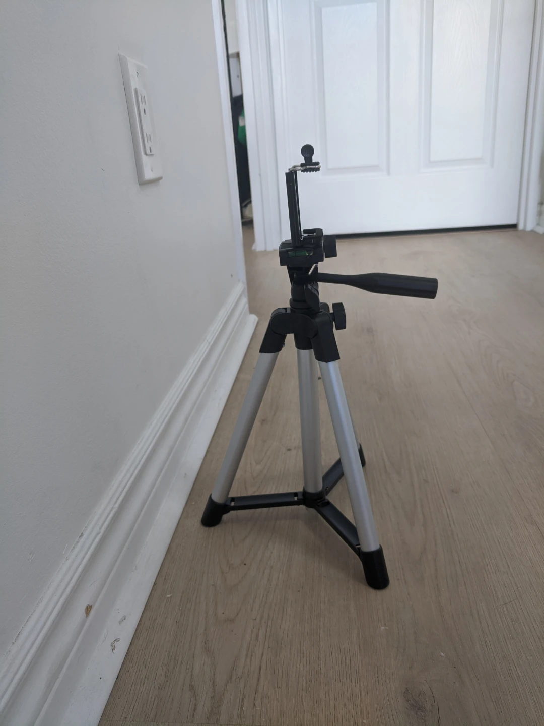 Small Tripod with Phone Mount and Level