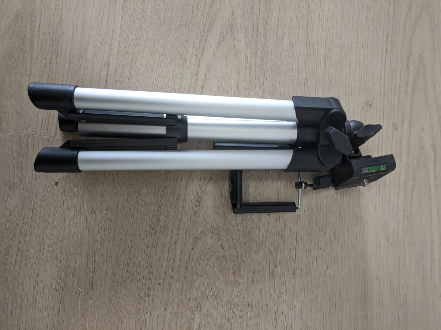 Small Tripod with Phone Mount and Level - photo 5