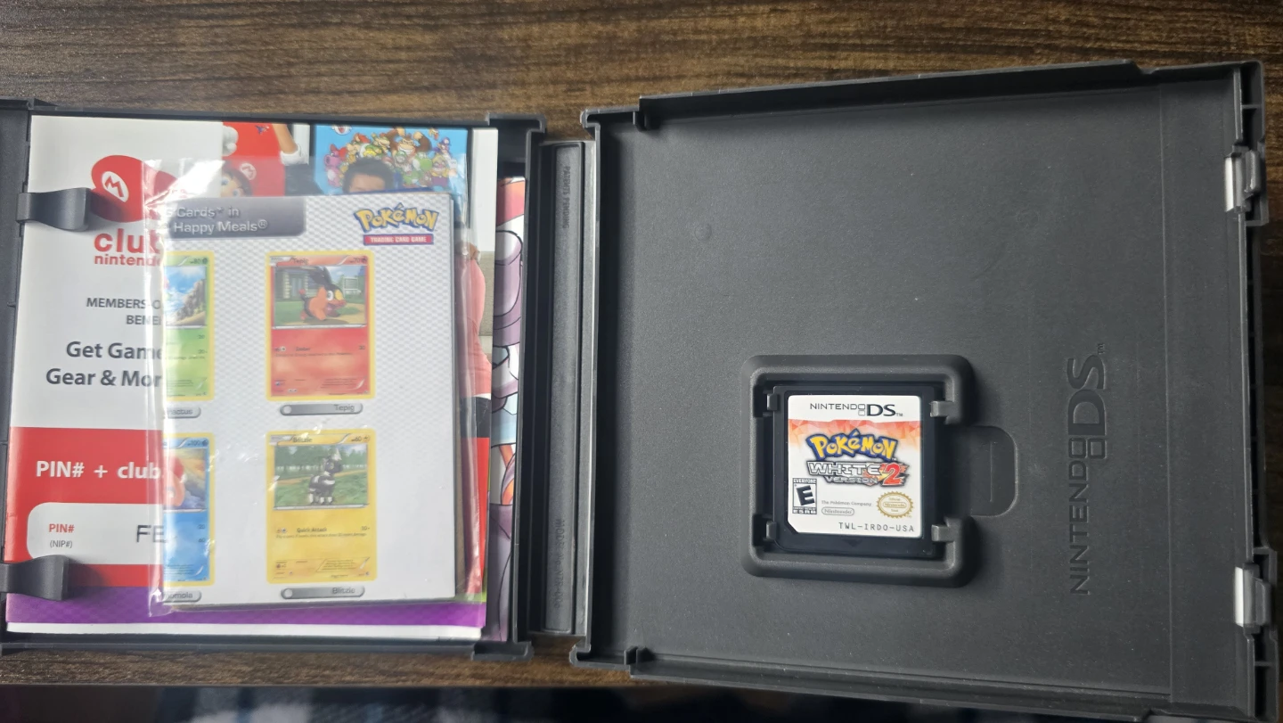 Nintendo DS Pokemon White Version 2 Game - photo 2