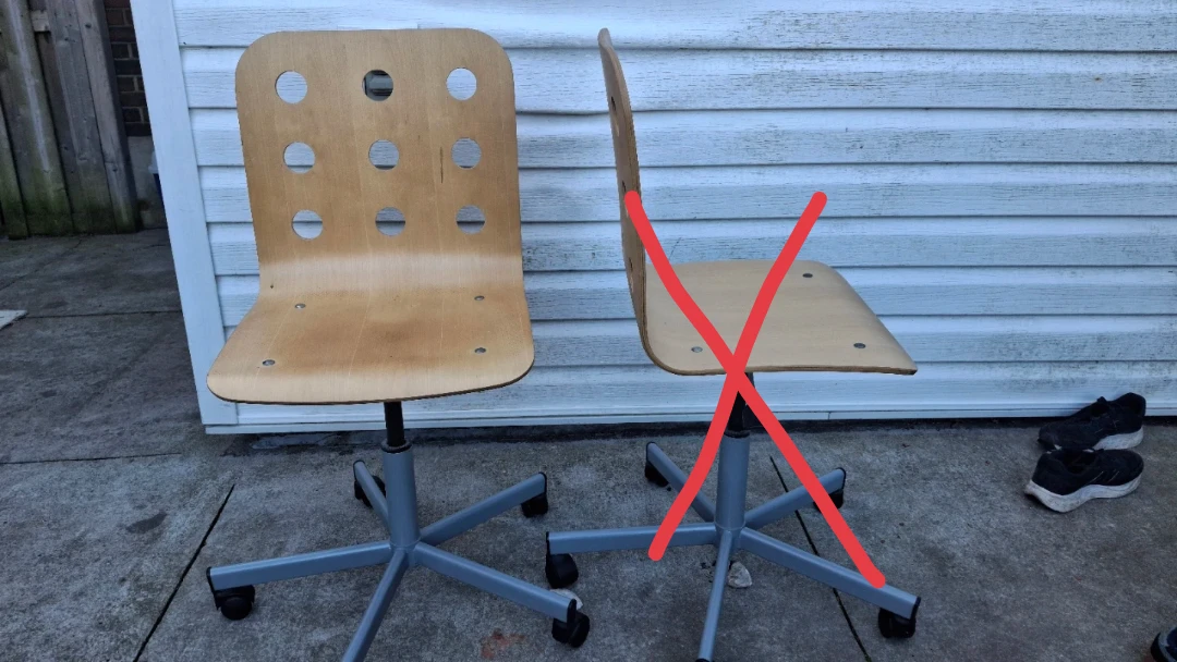 One adjustable swivel chair