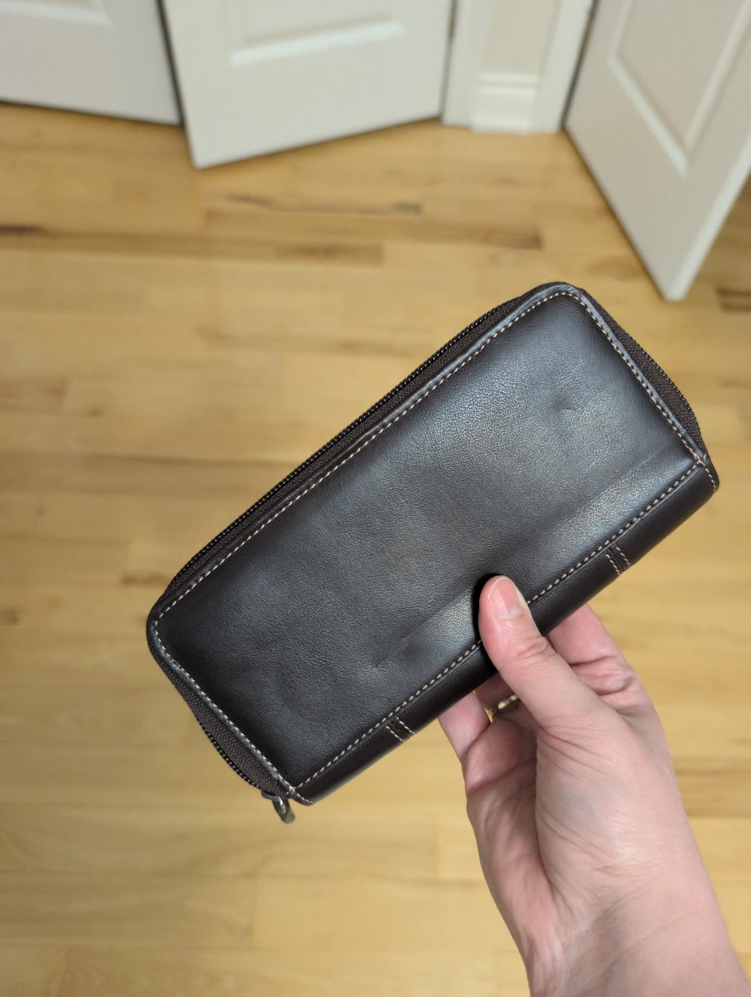 Buxton Brown Leather Zip Around Wallet - photo 4