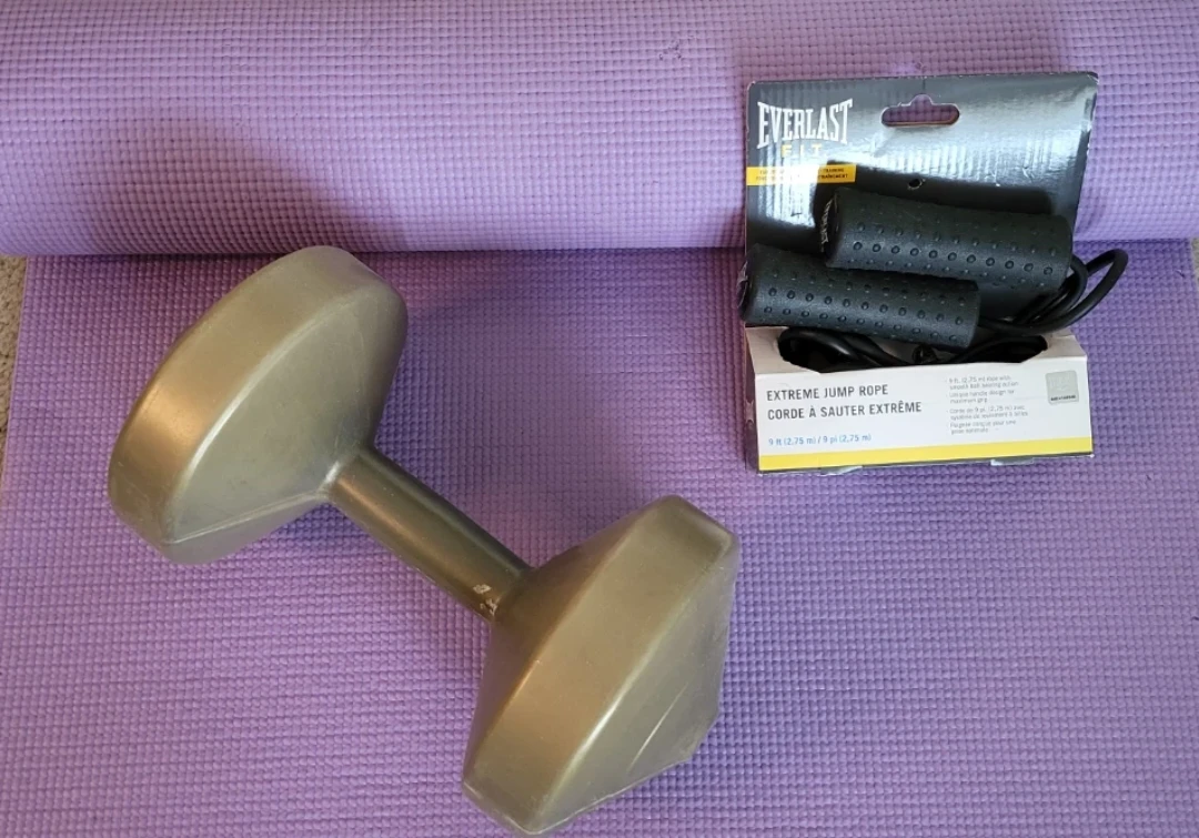 Yoga Mat, 10 lb Dumbbell & Everlast Extreme Jump Rope