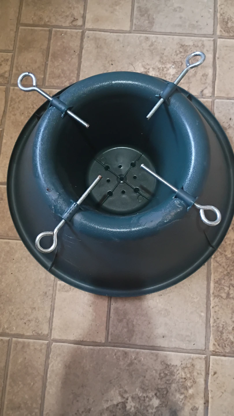 Plastic Christmas Tree Stand - photo 2