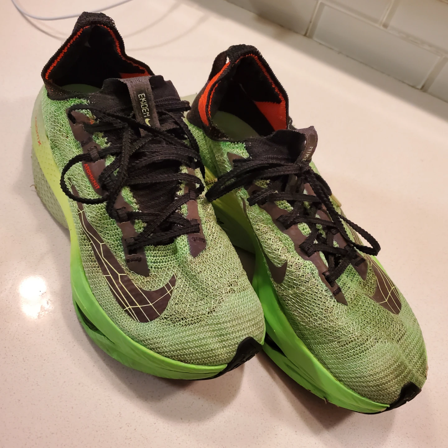 Nike ZoomX Invincible Run Flyknit 3 Running Shoes - photo 2