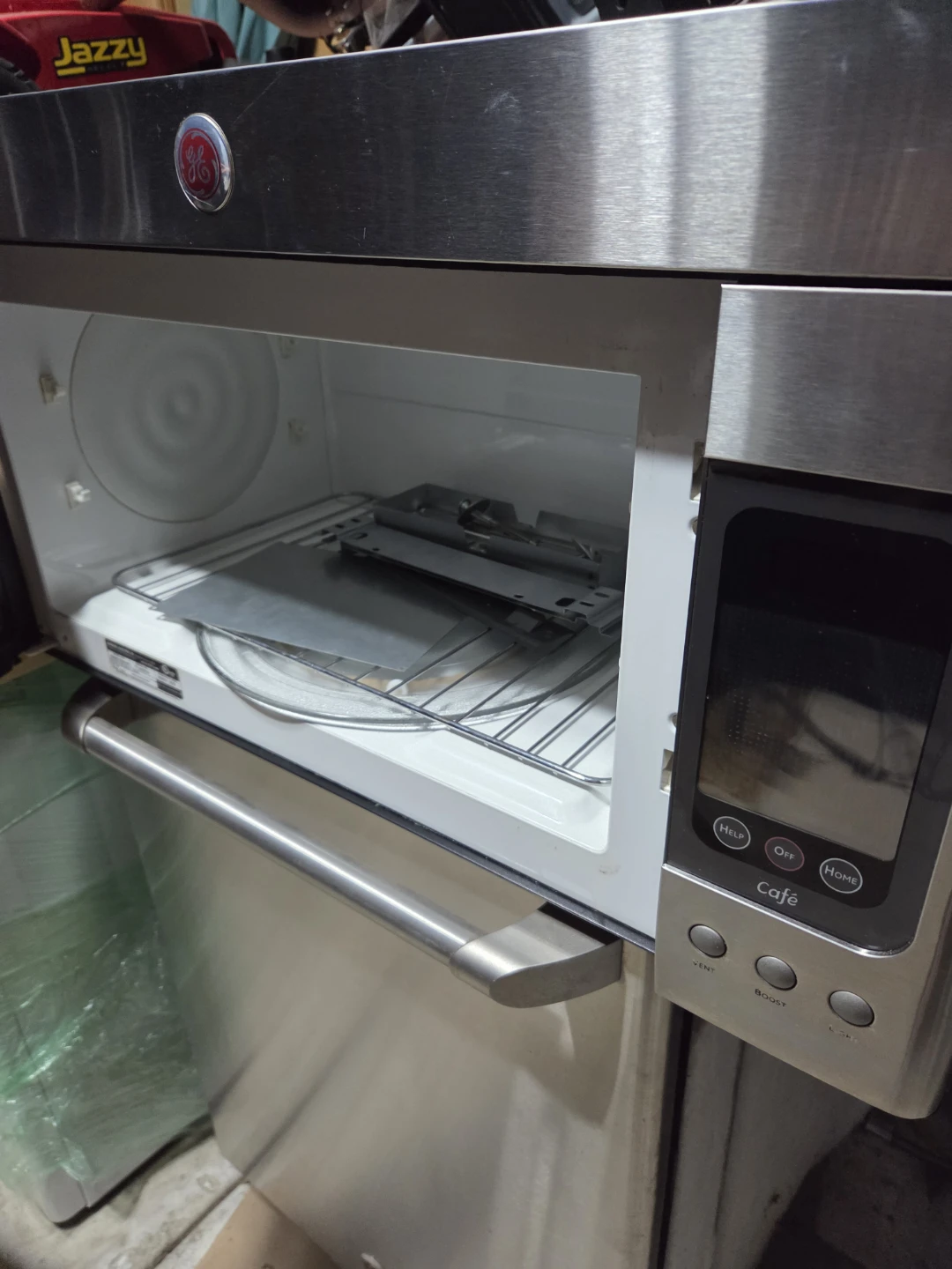 GE Cafe Microwave - photo 2