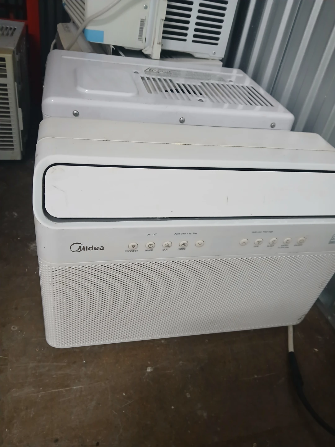 Windows ac good condition