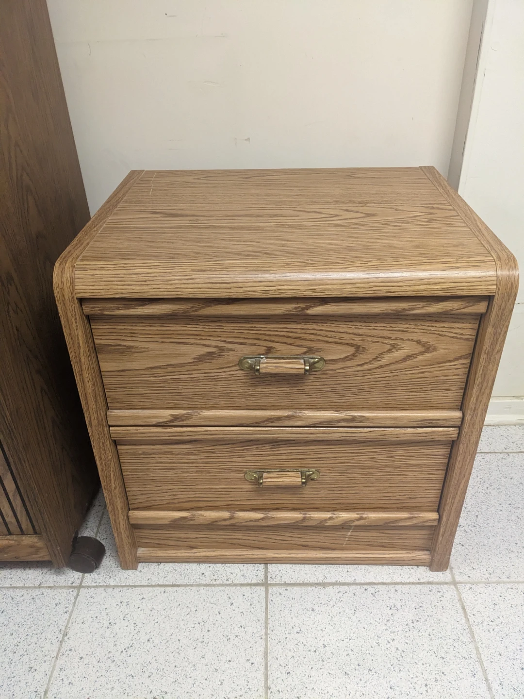 Oak Finish 2-Drawer Nightstand