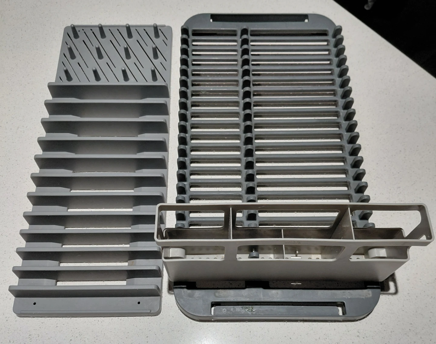 Plastic Dish Drying Racks with Utensil Holder - photo 2