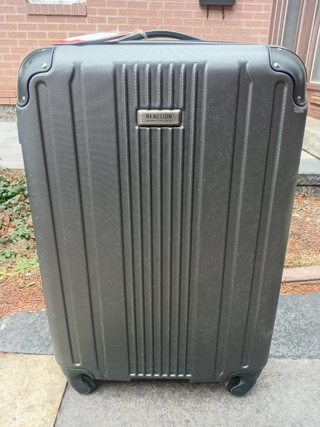 Reaction Kenneth Cole Grey Hardside Suitcase - photo 2